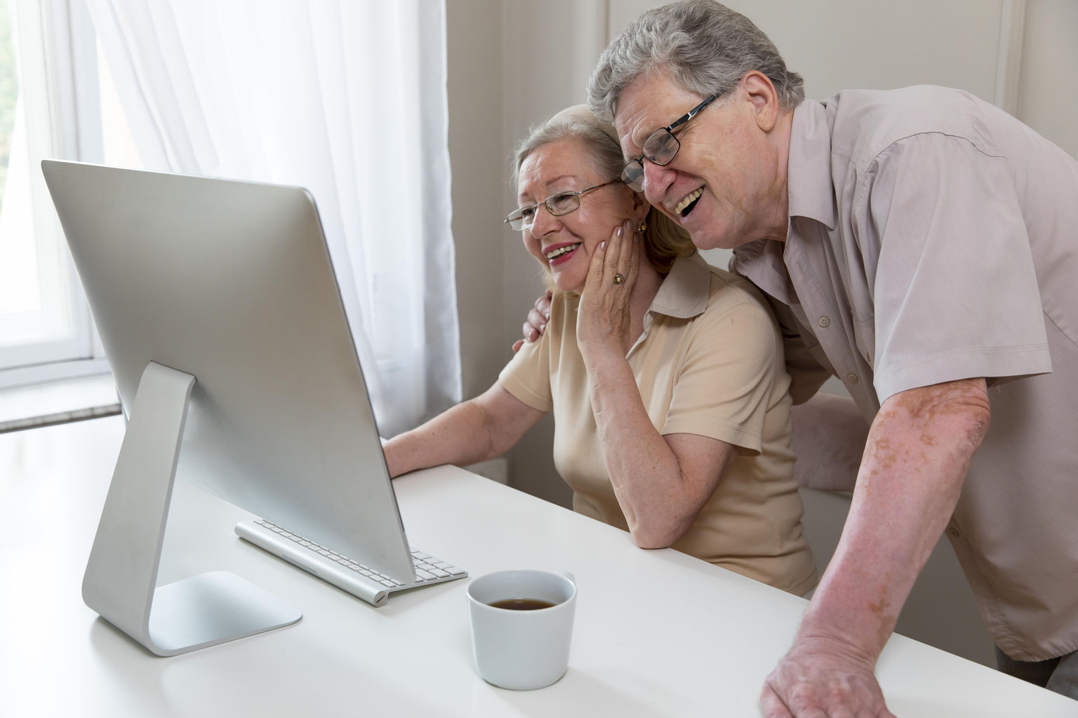 découvrez notre comparatif des meilleures mutuelles seniors pour 2024. protégez votre santé et bénéficiez d'une couverture adaptée à vos besoins. comparez les offres pour trouver la mutuelle qui vous convient le mieux.