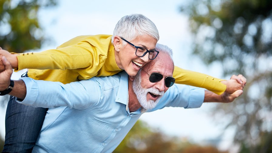 découvrez notre mutuelle seniors spécialement conçue pour les 70 ans et plus. profitez de garanties adaptées à vos besoins, d'un accompagnement personnalisé et d'un réseau de professionnels de santé pour vous assurer sérénité et bien-être au quotidien.