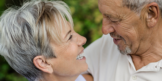 découvrez nos conseils pour choisir une mutuelle senior pas chère qui s'adapte à vos besoins et votre budget. protégez votre santé sans vous ruiner grâce à nos astuces et comparatifs.