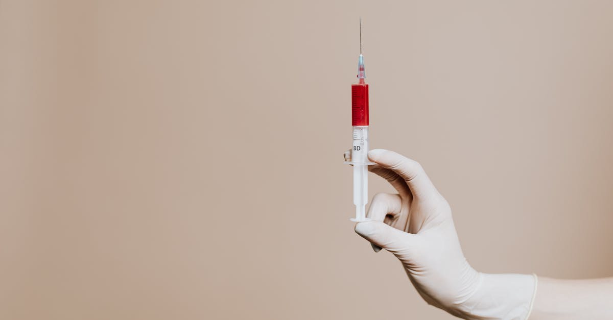 découvrez tout ce que vous devez savoir sur la vaccination contre la leptospirose. protégez-vous et vos animaux de cette maladie infectieuse potentiellement grave grâce à des informations complètes et des conseils de professionnels de la santé.