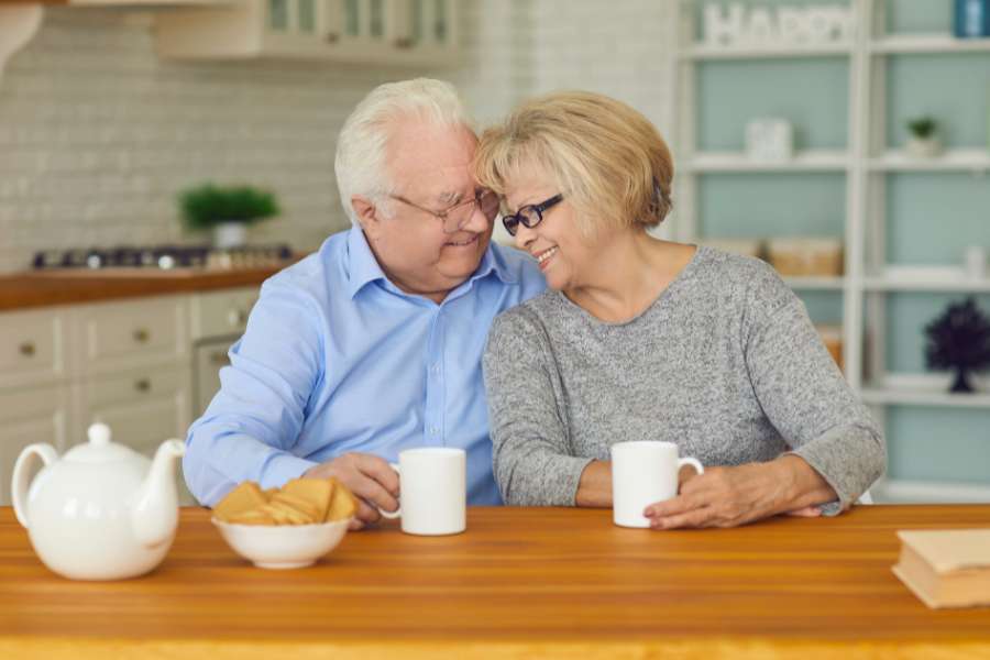 découvrez notre mutuelle santé senior, spécialement conçue pour répondre aux besoins des plus de 60 ans. profitez d'une couverture complète, de garanties adaptées et d'un accompagnement personnalisé pour une vie sereine et en pleine santé.