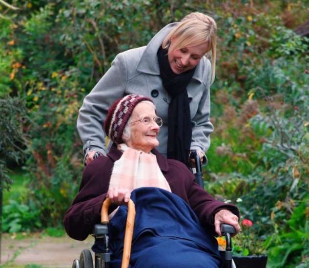 découvrez les mutuelles santé adaptées aux seniors, offrant des solutions complètes pour une couverture santé optimale. profitez d'un accompagnement sur mesure pour garantir votre bien-être et vos besoins spécifiques.