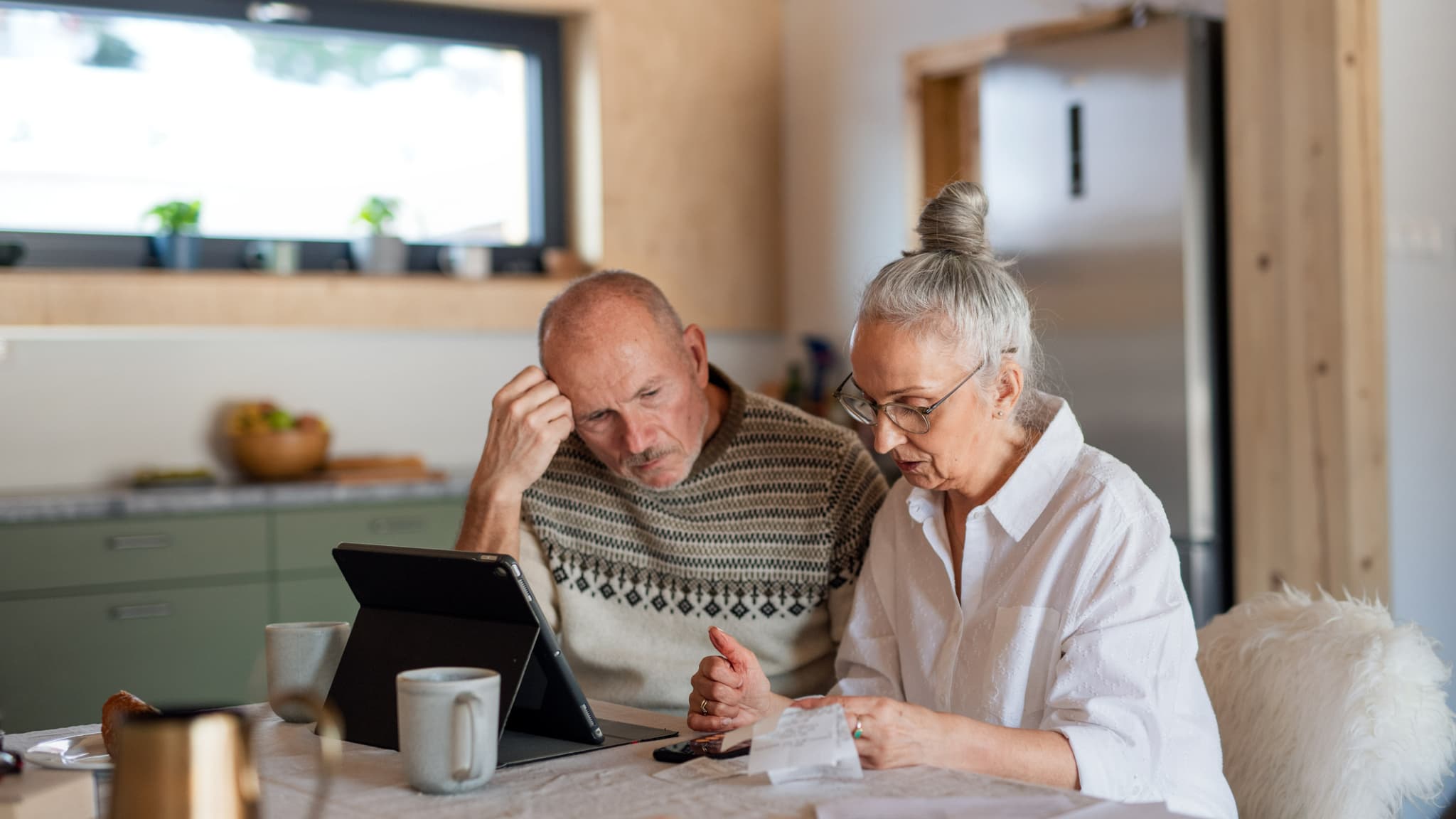 découvrez notre comparatif des mutuelles pour retraités. trouvez la meilleure couverture santé adaptée à vos besoins spécifiques et à votre budget, tout en bénéficiant de conseils pour optimiser vos choix. ne laissez pas votre santé au hasard, comparez et choisissez la mutuelle qui vous convient le mieux.